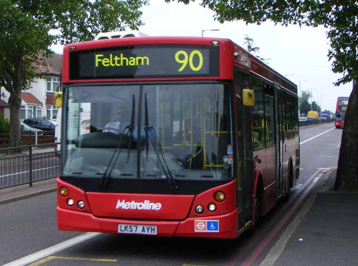 Metroline MAN 12.240 MCV Evolution MM814